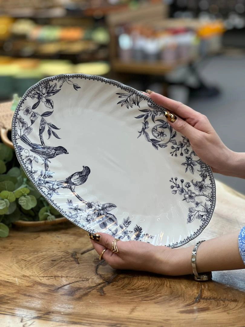 دیس کوچک بیضی برند گلد کیش مدل لوتوس از چینی بن‌چاینا – مشاهده از نمای روبرو