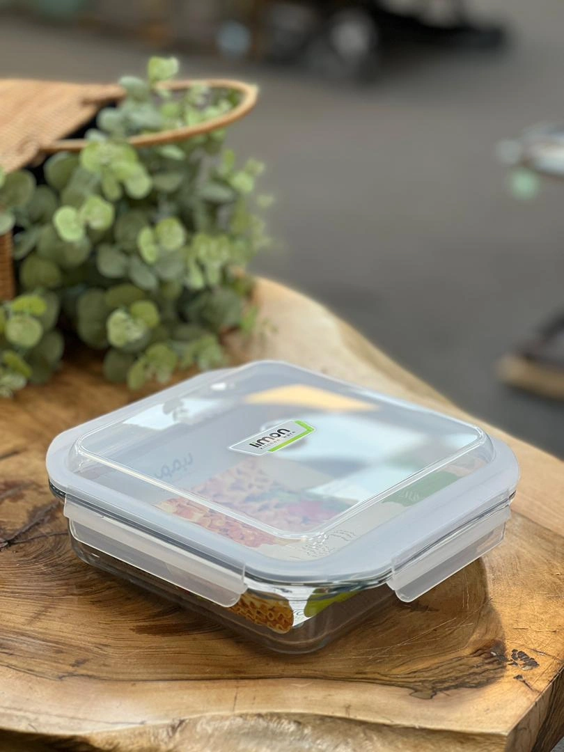 استفاده از ظرف درب‌دار شیشه‌ای برای نگهداری حبوبات