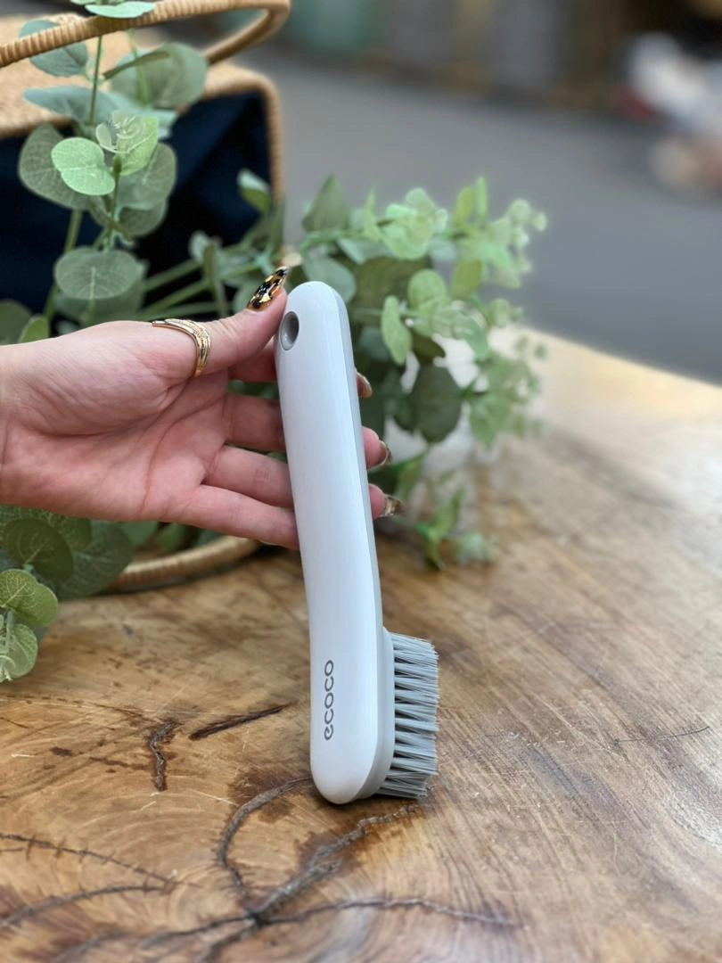 طراحی ارگونومیک براش WS با الیاف مقاوم و باکیفیت