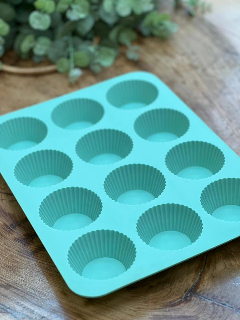قالب سیلیکونی دنی‌هوم ۱۲ خانه – مناسب برای پخت کاپ‌کیک و مافین