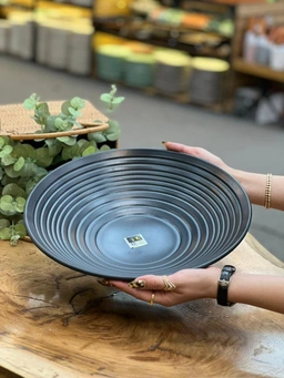 چیدمان چند کاسه در کنار هم برای پذیرایی شیک