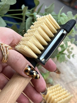 نمای کلی محصول میوه پوست کن WS در کنار میوه‌ها