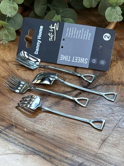 ست ۴ عددی قاشق و چنگال دنی هوم با طراحی خاص بیل و چنگک
