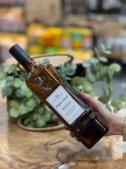 بطری شیشه‌ای قهوه‌ای امپرلند مدل شانلی با درب پلاستیکی پیچی و طراحی خوش‌فرم