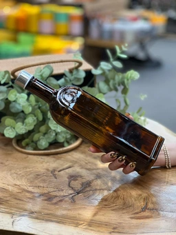 بطری شیشه‌ای قهوه‌ای دنیز مدل دارلین با درب فلزی پیچی و طراحی مدرن