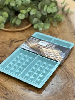 قالب وافل سیلیکونی دنی هوم – رنگ آبی فیروزه‌ای، دو تکه